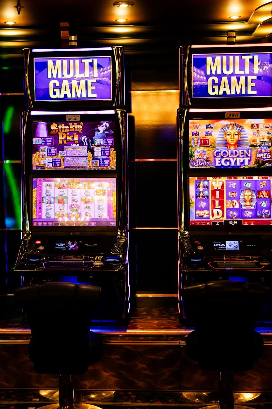 Gameplay screen in lounge context